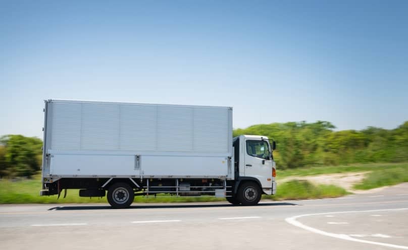 中型トラックの仕事内容